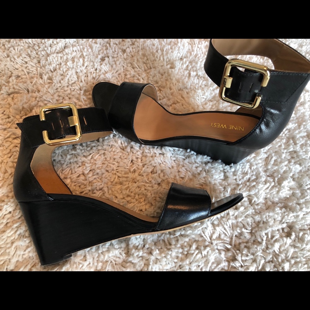 Nine West wedge sandals